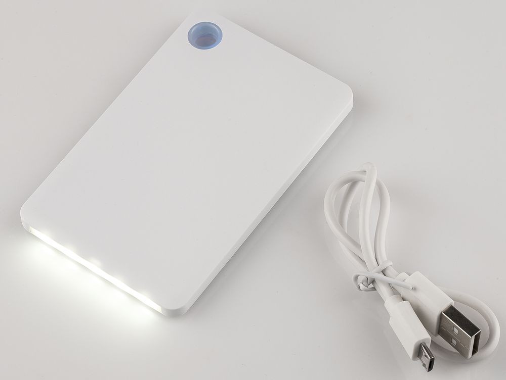 Внешний аккумулятор-фонарь Uniscend Slim Flashlight, 2600 мАч